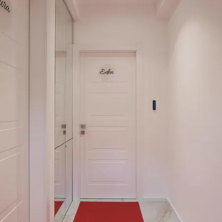 فندق مبيت وإفطار Reggio Charme 4*