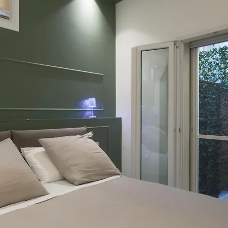 فندق مبيت وإفطار Reggio Charme 4*