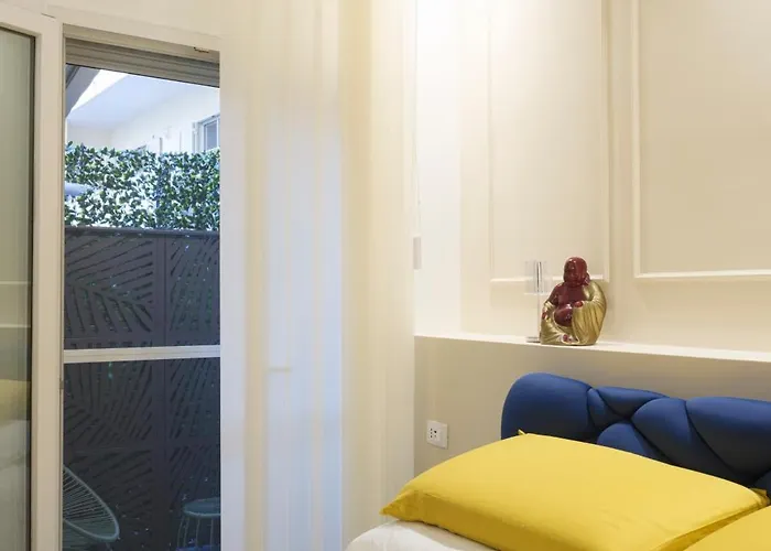 Reggio Charme Bed & Breakfast 4*